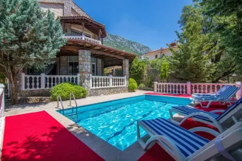 Stone built charming detached villa in Uzumlu Fethiye